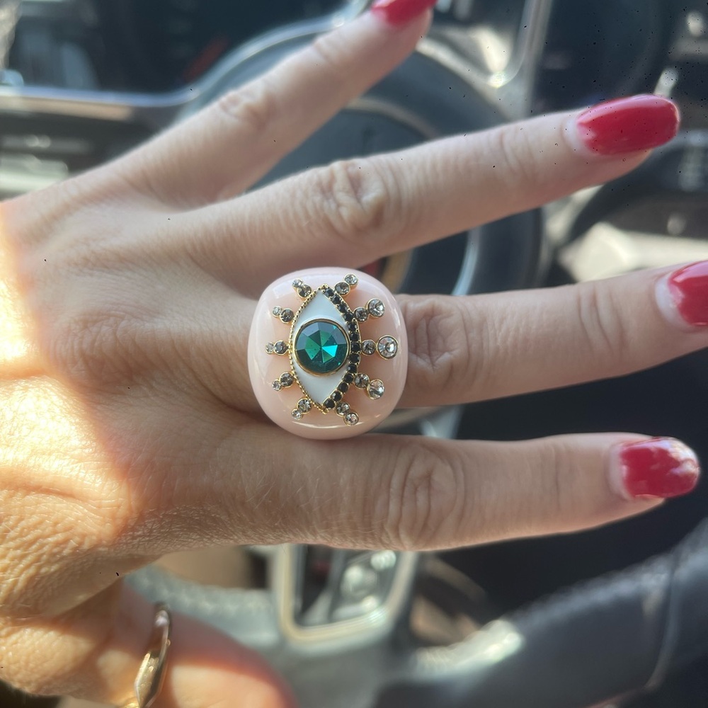 👁️ Evil eye Kurt Geiger London NWT Pink Crystal Statement Cocktail Ring Glam Jew - Picture 2 of 7